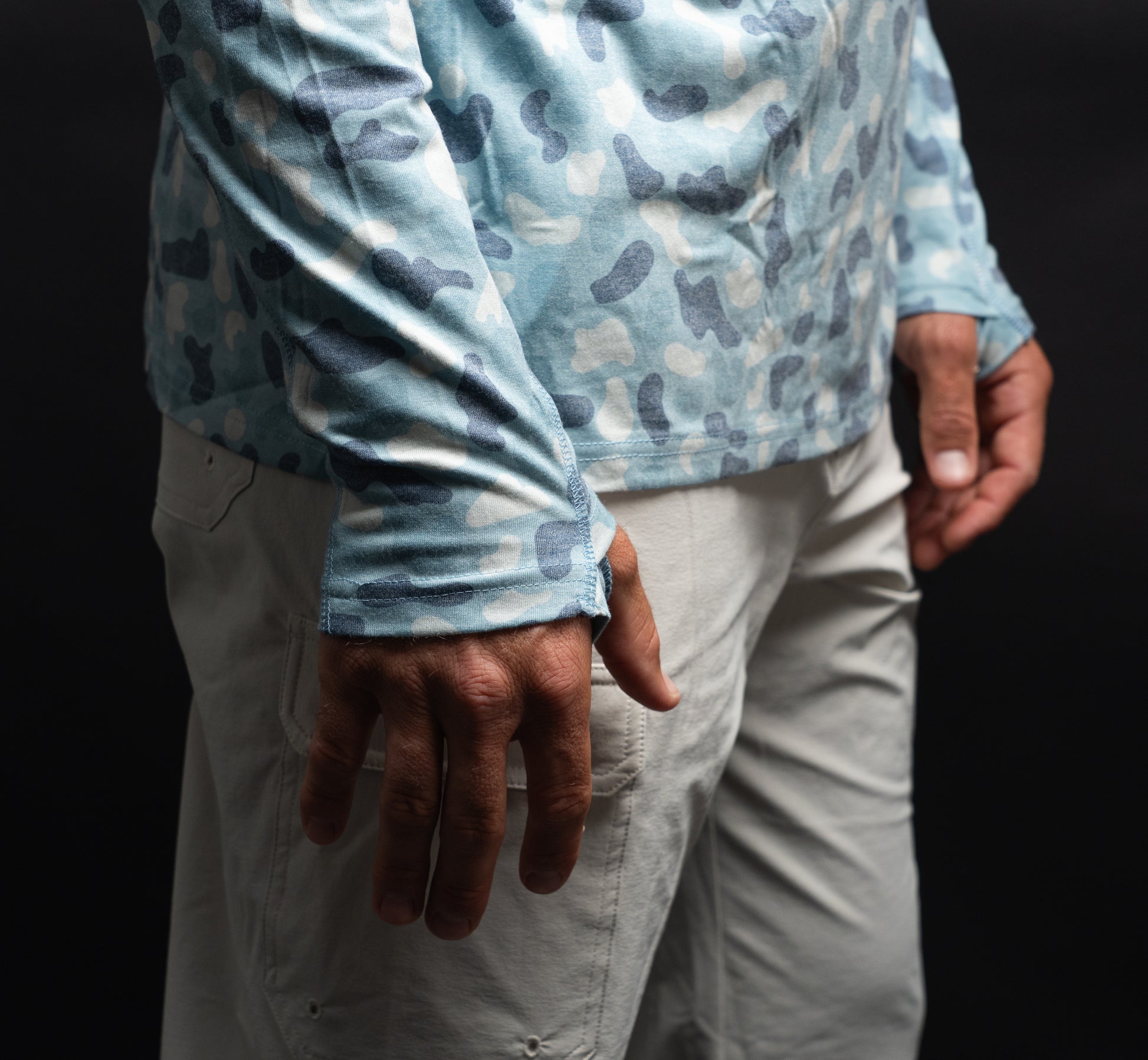 Wet Water Tideland Hoodie in blue camo — hem and cuff detail